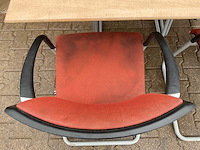 Tafel met 4 stoelen (3x) - afbeelding 5 van  5