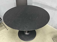 Tafel met 4 stoelen - afbeelding 5 van  7