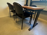 Tafel met 4 stoelen - afbeelding 2 van  4