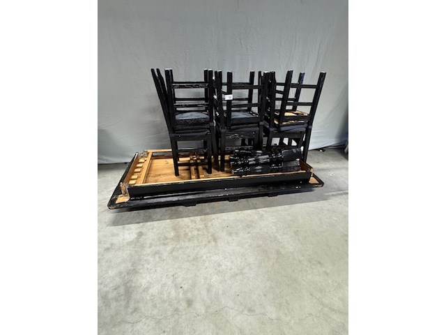 Tafel met 6 stoelen - afbeelding 6 van  10