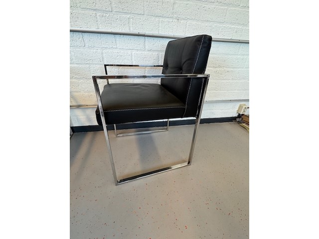 Tafel met 6 stoelen - afbeelding 4 van  19