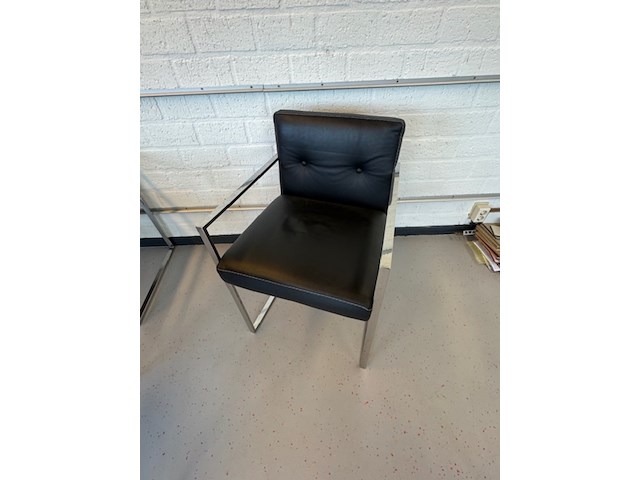 Tafel met 6 stoelen - afbeelding 6 van  19