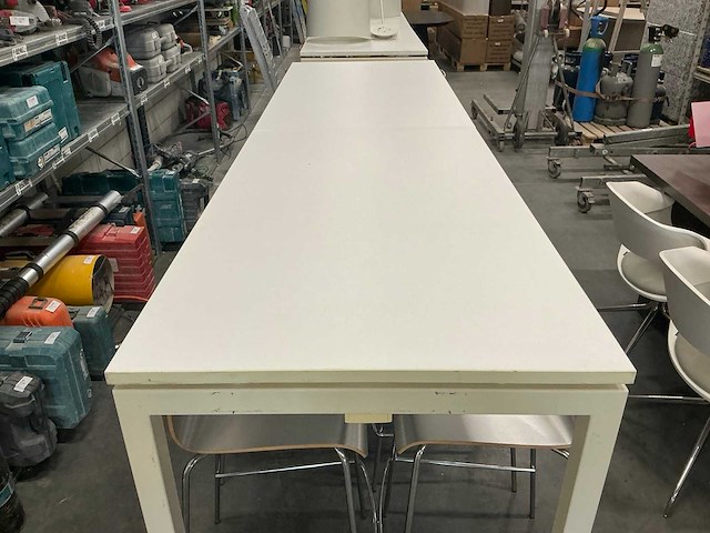 Tafel met 8 krukken 280x80x109cm - afbeelding 3 van  6
