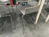 Tafel met 8 krukken 280x80x109cm - afbeelding 6 van  6