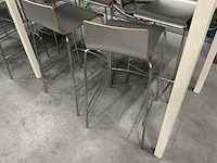 Tafel met 8 krukken 280x80x109cm - afbeelding 6 van  6