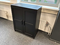Tafel met bank en kast - afbeelding 6 van  7