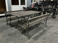 Tafel met bankjes - afbeelding 2 van  7