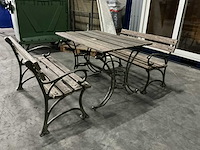 Tafel met bankjes - afbeelding 1 van  6