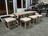 Tafel met krukjes - afbeelding 2 van  6