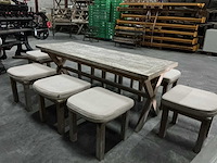 Tafel met krukjes - afbeelding 3 van  6