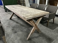 Tafel met stoelen - afbeelding 8 van  8