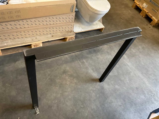 Tafel onderstel - afbeelding 2 van  2