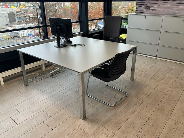 Tafel - afbeelding 1 van  4