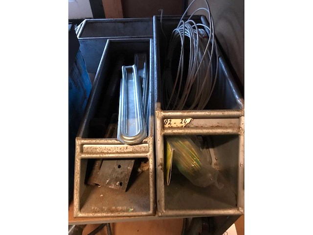 Tafelboormachine en divers - afbeelding 5 van  8