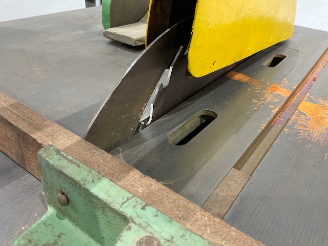 Tafelcirkelzaagmachine - afbeelding 6 van  7