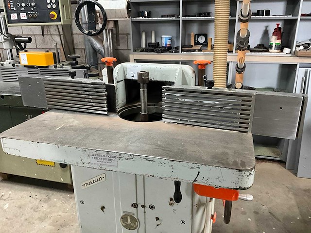 Tafelfreesmachine - afbeelding 5 van  8