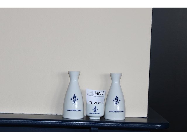 Tafelgarnituur hakutsuru. - afbeelding 1 van  2