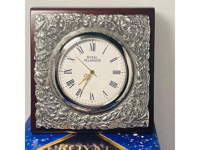 Tafelklok - zilversmid paul de lamerie (1688-1751) - afbeelding 5 van  5