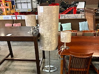 Tafellamp (2x) met vloerlamp (1x) - afbeelding 1 van  8