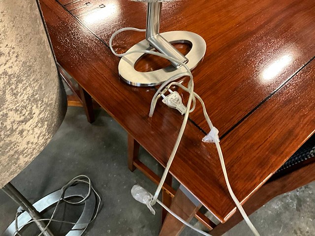 Tafellamp (2x) met vloerlamp (1x) - afbeelding 4 van  8