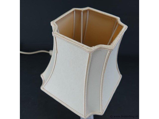 Tafellamp op verzilverde voet - afbeelding 4 van  5