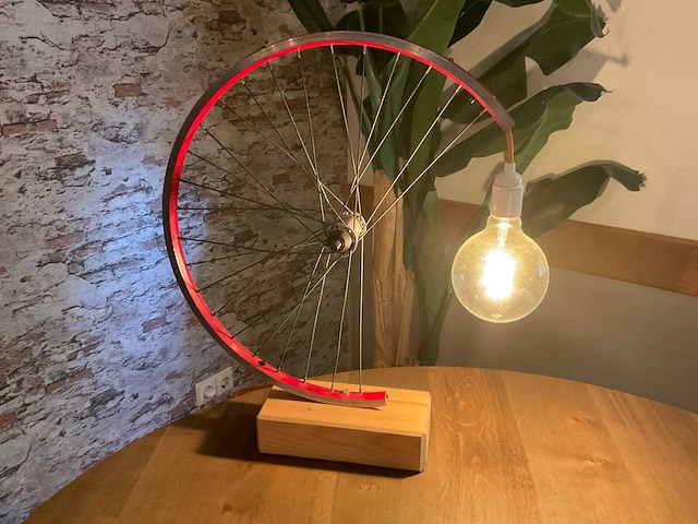 Tafellamp - afbeelding 1 van  1