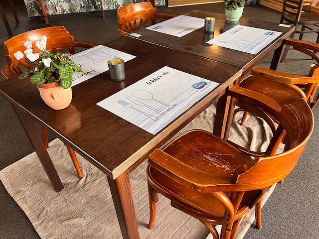 Tafels met 4 leunstoelen, bruin - afbeelding 3 van  6
