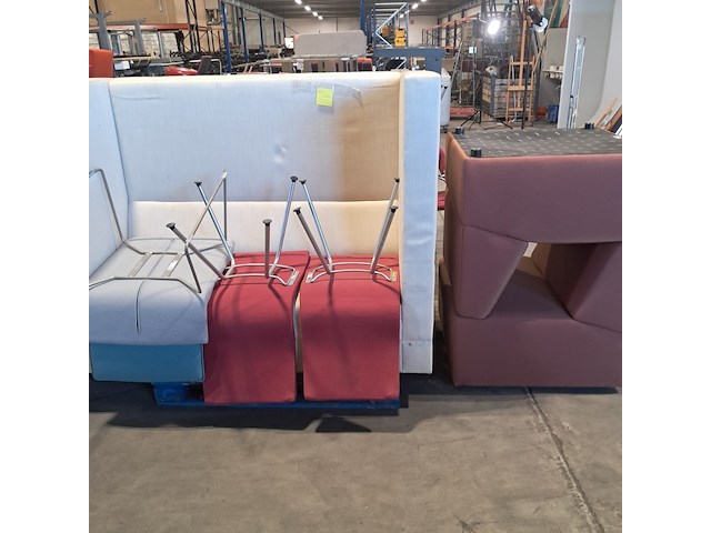 Tafels, vergaderstoelen en banken - afbeelding 5 van  11