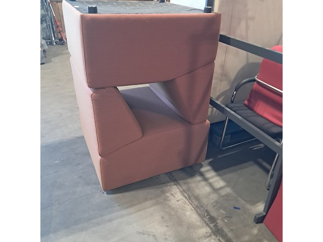 Tafels, vergaderstoelen en banken - afbeelding 7 van  11