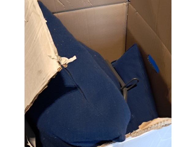Tafels, vergaderstoelen en banken - afbeelding 11 van  11