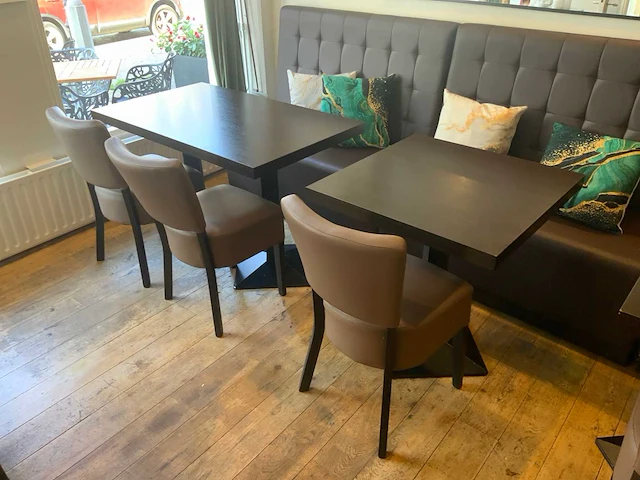 Tafels/stoelen/banken restaurantinrichting - afbeelding 4 van  5