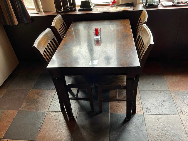 Tafel+stoelen (8x) - afbeelding 6 van  12