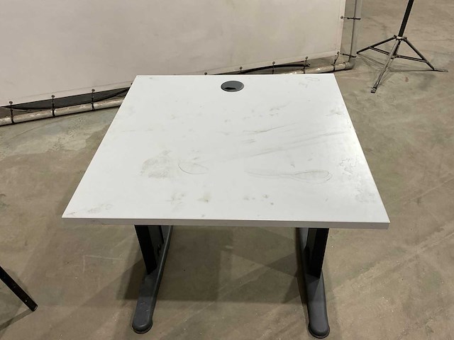 Tafeltje met stoelen - afbeelding 4 van  7