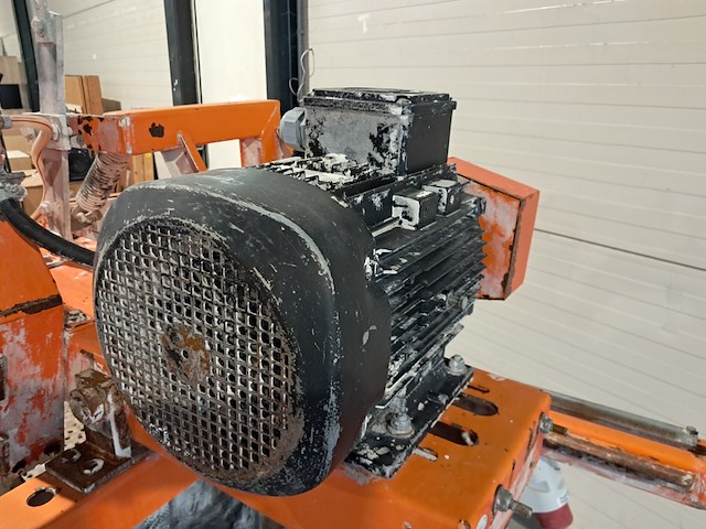 Tafelzaagmachine l=720mm/h=370 mm saint gobain, jumbo 900, bouwjaar 2016 - afbeelding 2 van  19