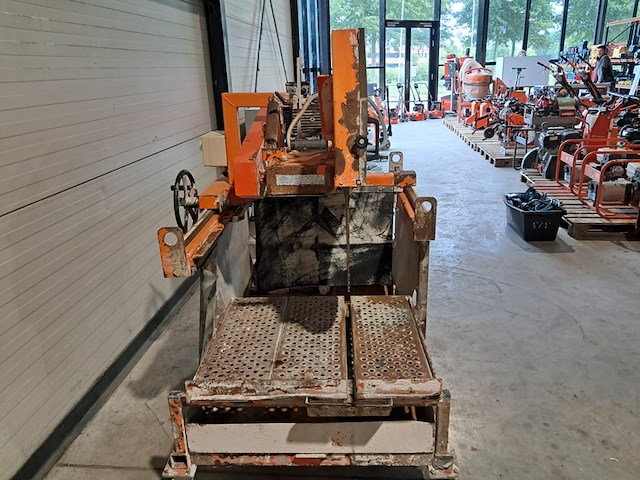 Tafelzaagmachine l=720mm/h=370 mm saint gobain, jumbo 900, bouwjaar 2016 - afbeelding 12 van  19