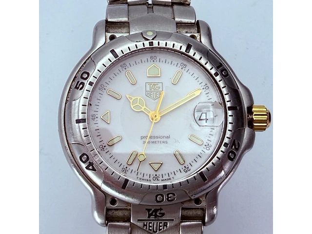 Tag heuer professional 200m duikhorloge - afbeelding 1 van  9