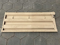 Tail end - afbeelding 1 van  4