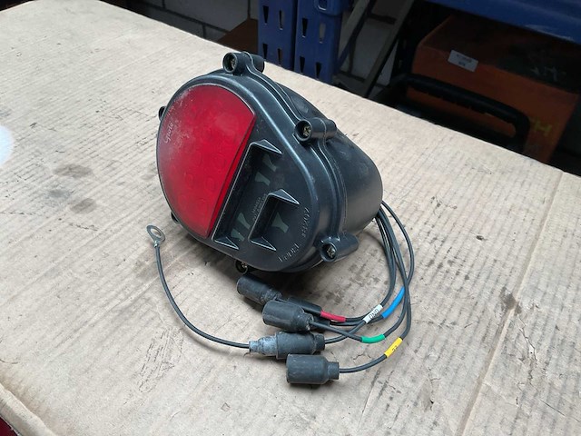 Tail light - afbeelding 1 van  4