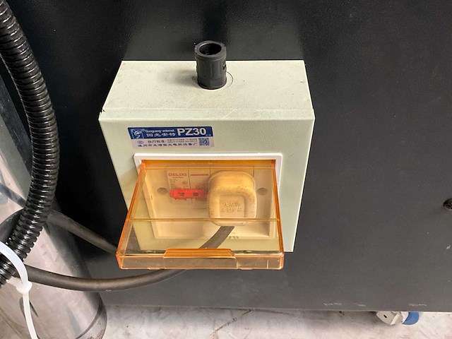 Taipu draadsnijmachine - afbeelding 3 van  11