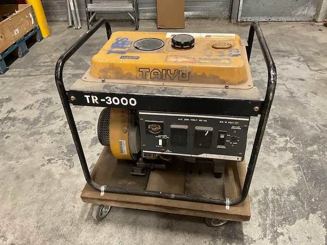 Taiyo tr-3000 stroomgenerator - afbeelding 1 van  4