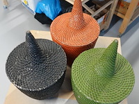 Tajine-vorm handgemaakte senegalese rieten opbergmanden - afbeelding 5 van  5