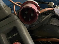 Takel in krat - afbeelding 4 van  5