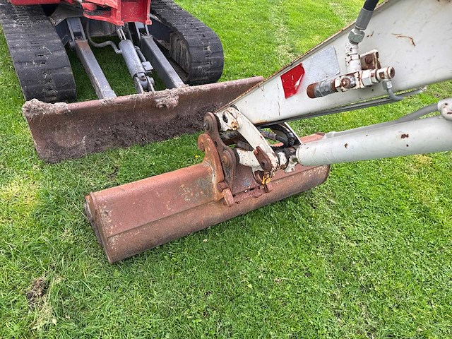 Takeuchi - tb 125 - minigraafmachine - afbeelding 11 van  17