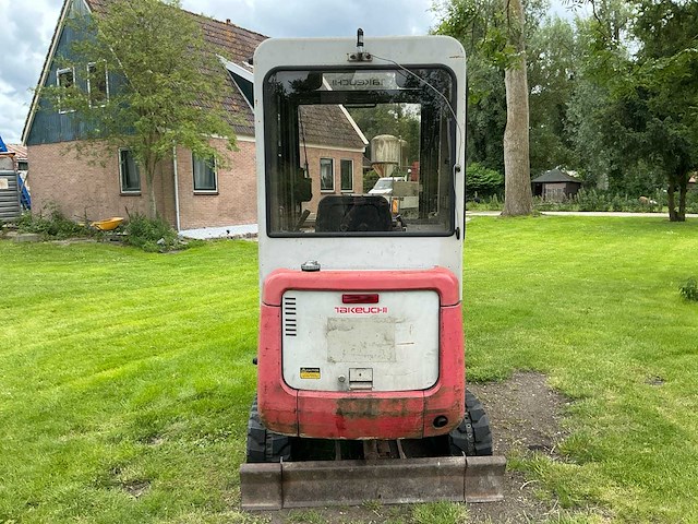 Takeuchi - tb015 - minigraafmachine - afbeelding 34 van  42
