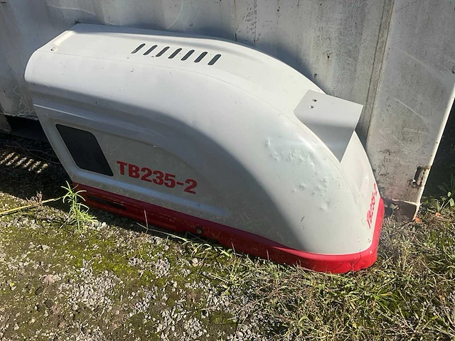 Takeuchi - tb235-2 motorkap / zijpaneel - minigraafmachine - afbeelding 1 van  5