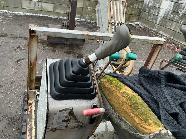 Takeuchi lb045 midigraafmachine - afbeelding 24 van  35