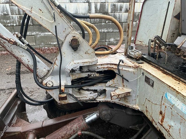 Takeuchi lb045 midigraafmachine - afbeelding 14 van  35