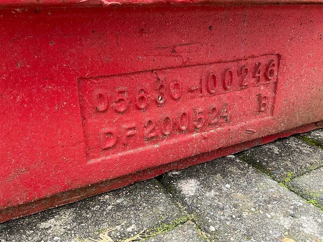 Takeuchi tb 290-2 1195 kg contragewicht - afbeelding 6 van  6