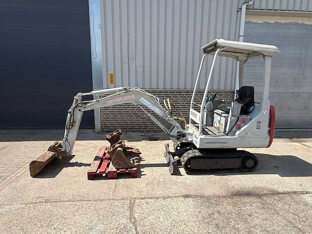 Takeuchi tb015 minigraafmachine - afbeelding 5 van  12