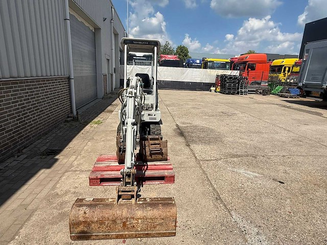 Takeuchi tb015 minigraafmachine - afbeelding 10 van  12